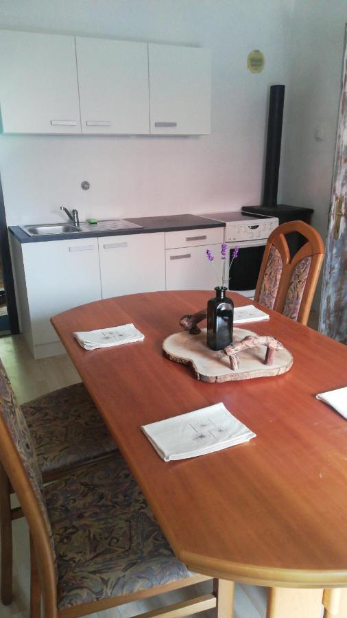 Gostel Koprivnik Pri Kocevju, Kocevski Rog Dış mekan fotoğraf